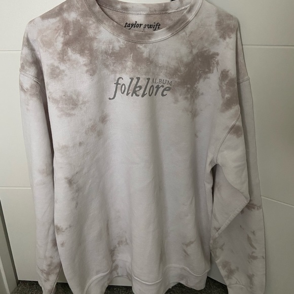 taylor swift tie dye sweatshirt